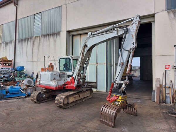 5#8048 Escavatore cingolato Takeuchi TB 175 in vendita - foto 3