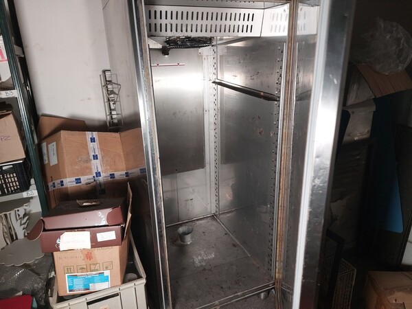1#8062 Banco frigo Antartika e rastrelliere in vendita - foto 7