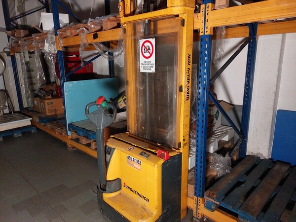 20#8063 Carrello elevatore Jungheinrich in vendita - foto 2