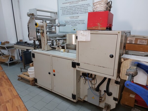 22#8063 Confezionatrice Schib in vendita - foto 2