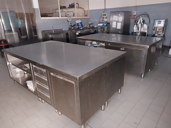 4#8063 Arredamento laboratorio pasticceria in vendita - foto 1