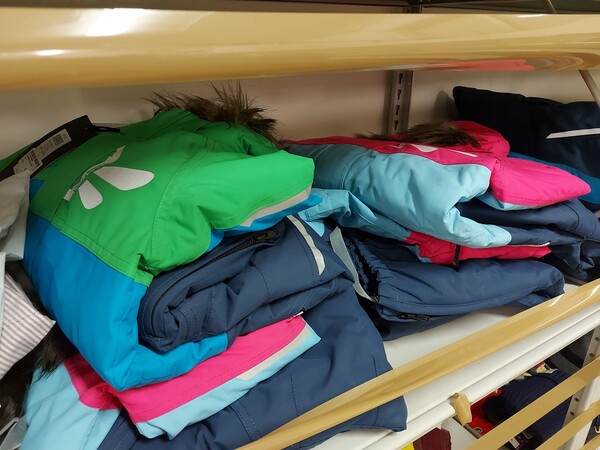 1#8071 Capi di abbigliamento e calzature in vendita - foto 37