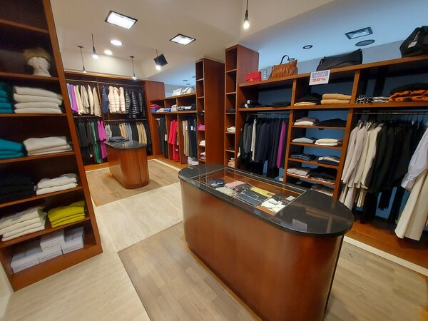 2#8071 Arredamento per negozio in vendita - foto 8