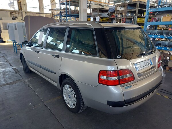 3#8075 Autocarro Fiat Stilo in vendita - foto 2