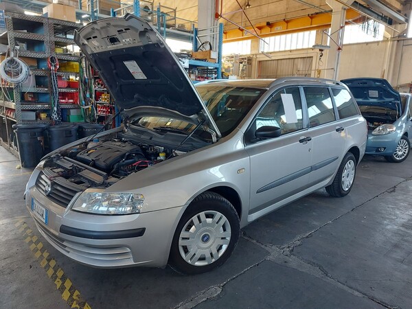 3#8075 Autocarro Fiat Stilo in vendita - foto 3
