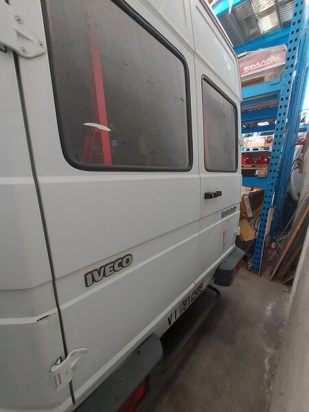 4#8075 Autocarro Iveco Daily in vendita - foto 4