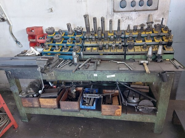 7#8076 Attrezzatura da officina in vendita - foto 21