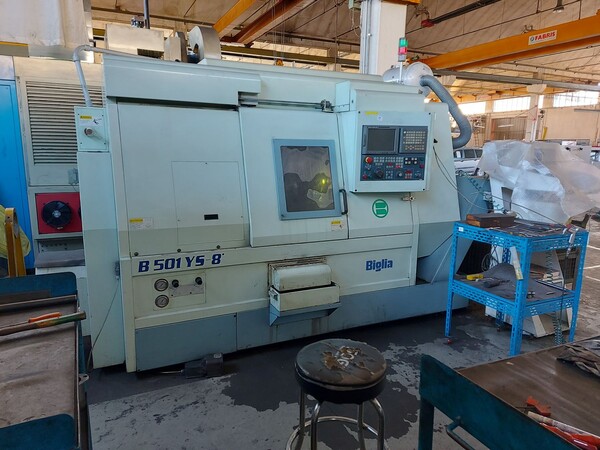 8#8076 Torni CNC Biglia B.501/YS/8 in vendita - foto 2