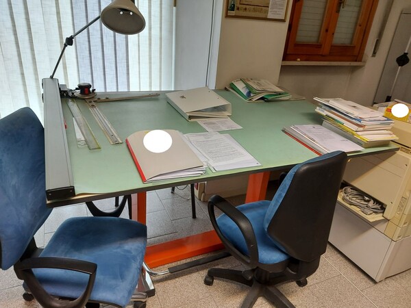 5#8080 Arredi ed attrezzatura da ufficio in vendita - foto 8