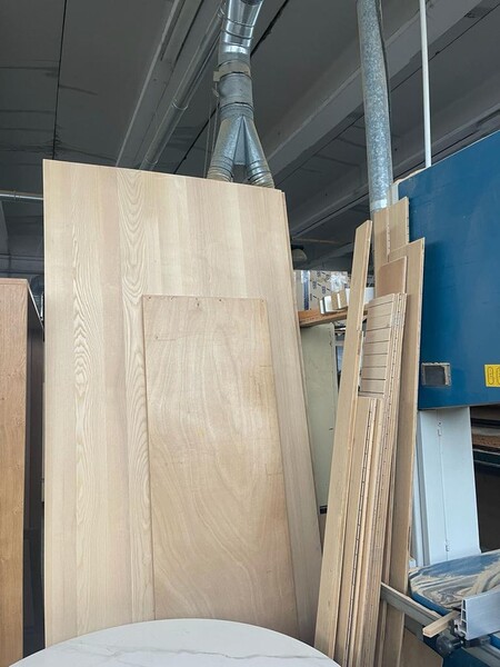 10#8083 Giacenze di magazzino di legno e marmo in vendita - foto 7