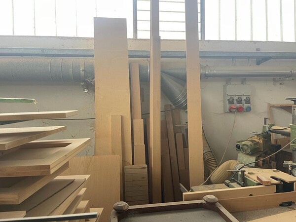 10#8083 Giacenze di magazzino di legno e marmo in vendita - foto 10