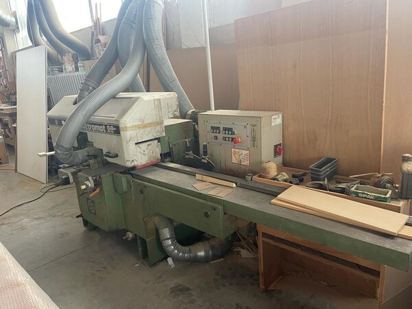 11#8083 Macchinari per la lavorazione del legno in vendita - foto 1