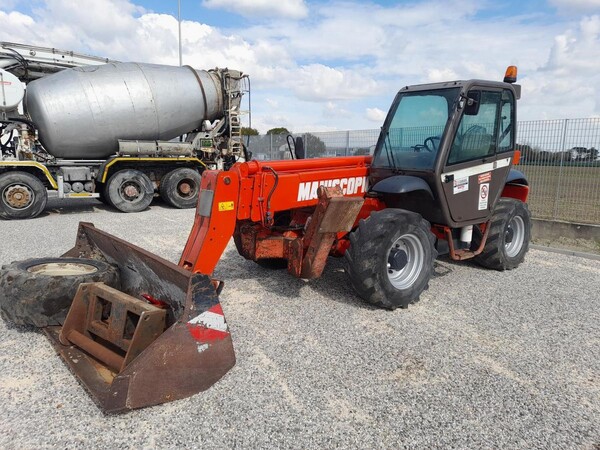 8#8084 Sollevatore telescopico Manitou MVT1330 SL in vendita - foto 4