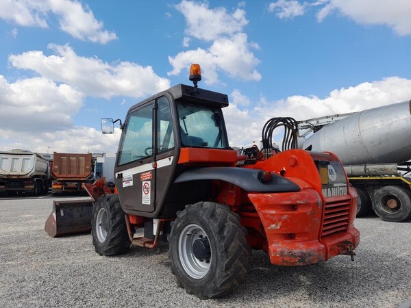 8#8084 Sollevatore telescopico Manitou MVT1330 SL in vendita - foto 5