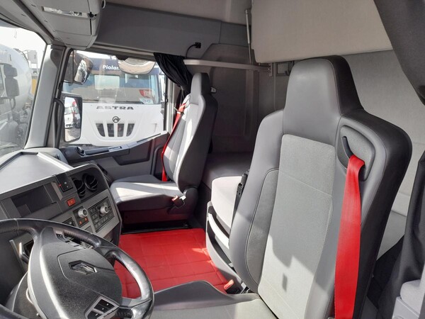 5#8085 Trattore stradale Renault RVI T460 in vendita - foto 4