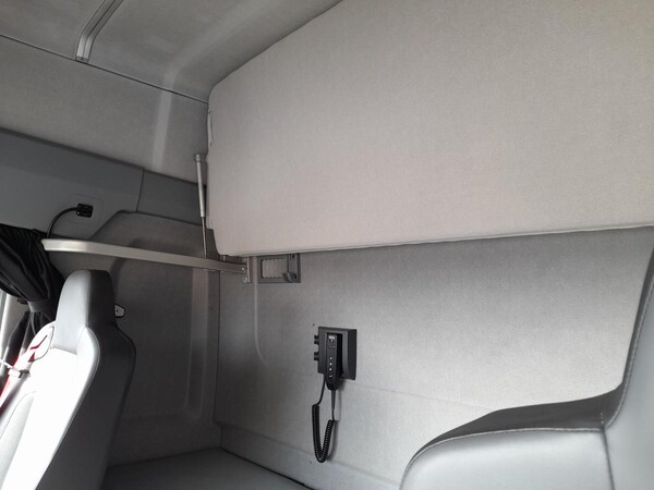5#8085 Trattore stradale Renault RVI T460 in vendita - foto 8