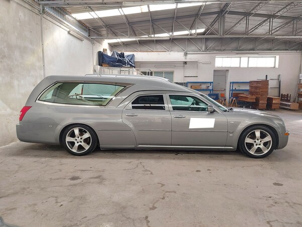 1#8088 Autofunebre Daimlerchrysler in vendita - foto 4