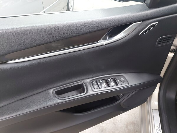 4#8088 Autofunebre Maserati in vendita - foto 16