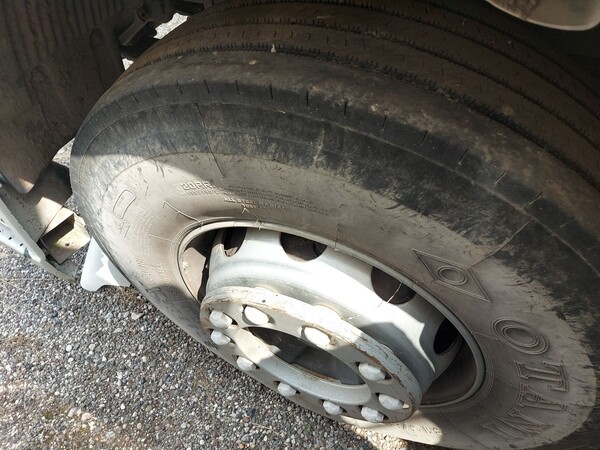 103#8091 Trattore stradale Volvo FH42T in vendita - foto 11