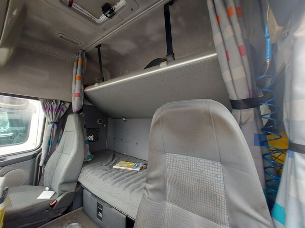 105#8091 Trattore stradale Volvo FH12T42 in vendita - foto 16