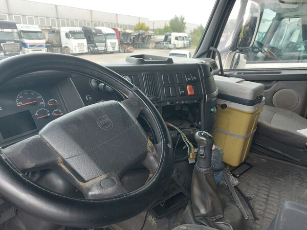 105#8091 Trattore stradale Volvo FH12T42 in vendita - foto 20