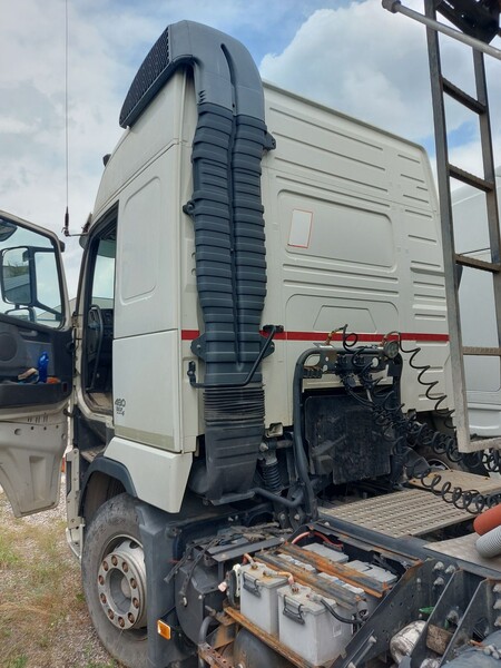 109#8091 Trattore stradale Volvo FH42T in vendita - foto 8