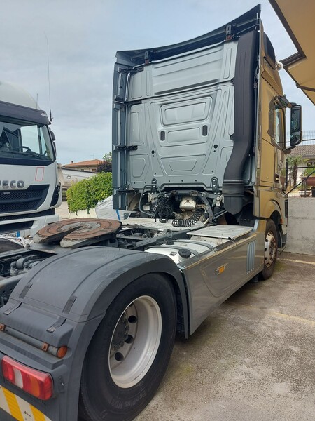 2#8091 Trattore stradale Mercedes Benz in vendita - foto 4