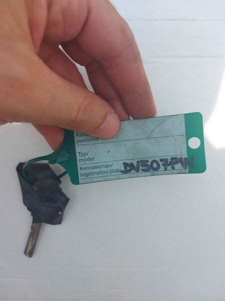 38#8091 Trattore stradale Volvo FH42T in vendita - foto 19