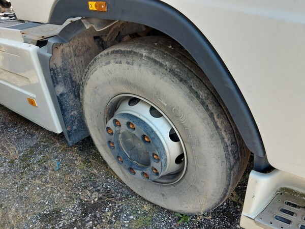 40#8091 Trattore stradale Volvo FH42T in vendita - foto 9