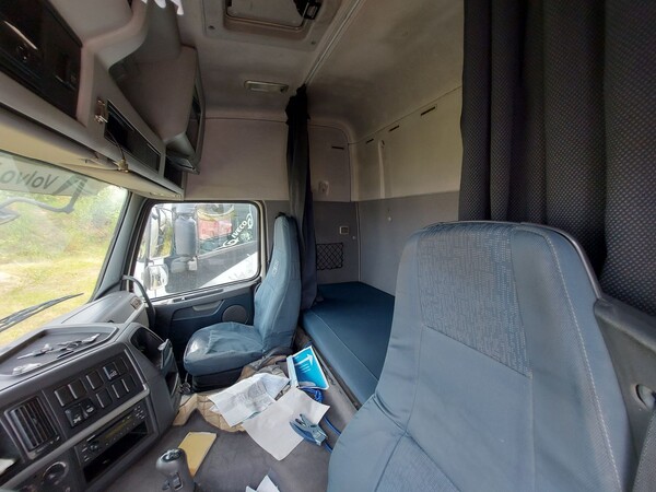 60#8091 Trattore stradale Volvo FMX 64T in vendita - foto 14