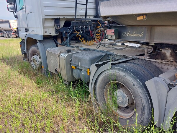 62#8091 Trattore stradale Mercedes Benz in vendita - foto 14