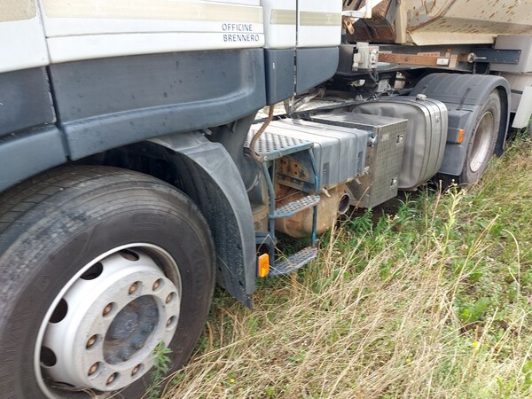 66#8091 Trattore stradale Iveco Magirus AS440ST/E4 in vendita - foto 9