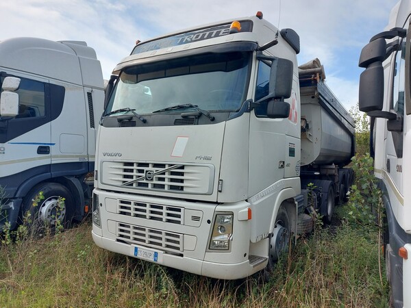 68#8091 Trattore stradale Volvo FH12 T42 in vendita - foto 3