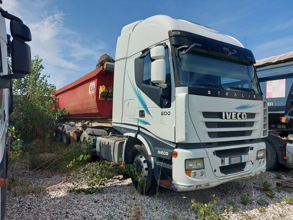72#8091 Trattore stradale Iveco Magirus AS440ST/E4 in vendita - foto 1