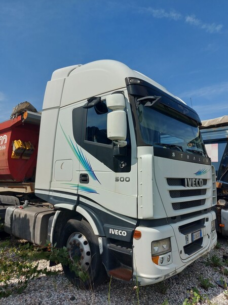 72#8091 Trattore stradale Iveco Magirus AS440ST/E4 in vendita - foto 2