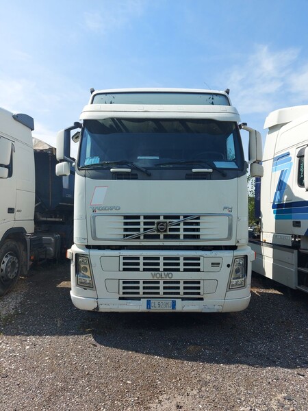 76#8091 Trattore stradale Volvo FH12 T42 in vendita - foto 3