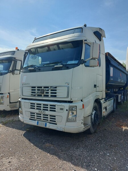 76#8091 Trattore stradale Volvo FH12 T42 in vendita - foto 4