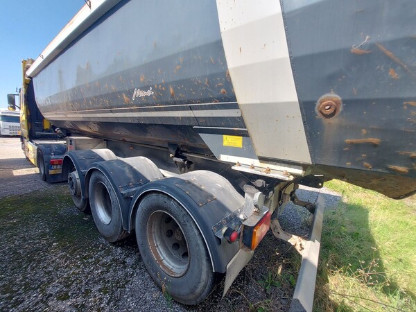 8#8091 Semirimorchio Menci in vendita - foto 6