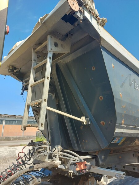 8#8091 Semirimorchio Menci in vendita - foto 8