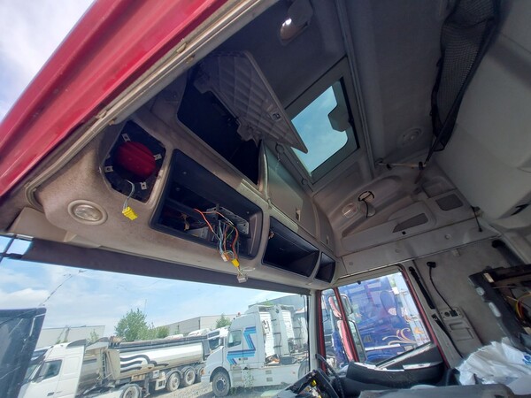 81#8091 Trattore stradale Iveco 440S in vendita - foto 22