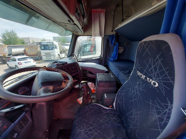 83#8091 Trattore stradale Volvo FH42T in vendita - foto 19