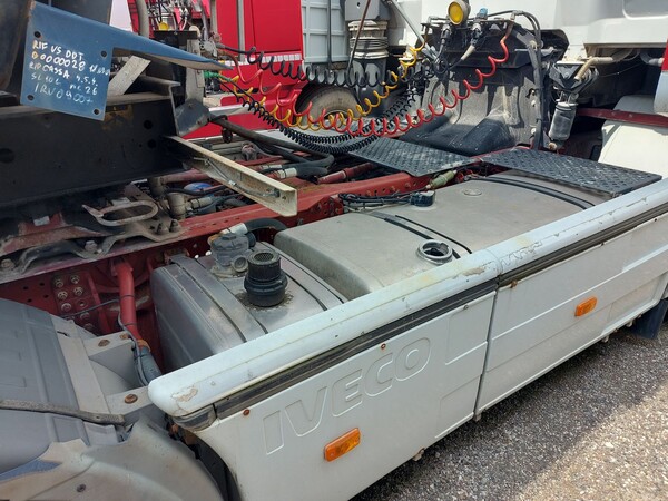89#8091 Trattore stradale Iveco Magirus A1ST in vendita - foto 12