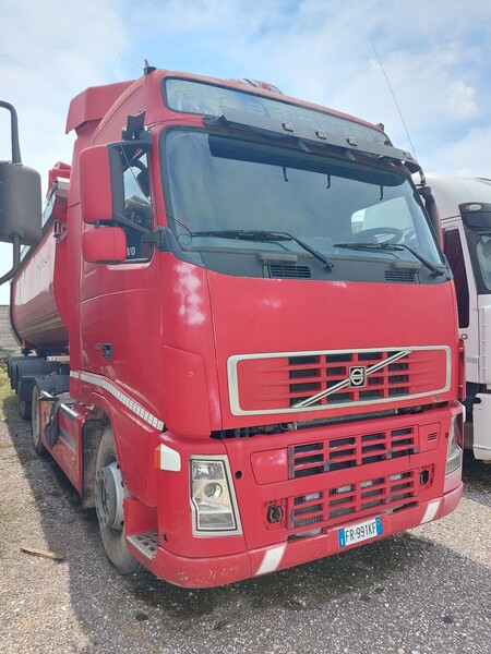 91#8091 Trattore stradale Volvo FH42T in vendita - foto 4