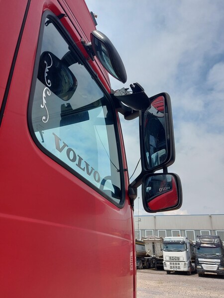91#8091 Trattore stradale Volvo FH42T in vendita - foto 11