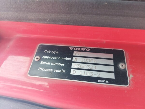 91#8091 Trattore stradale Volvo FH42T in vendita - foto 12