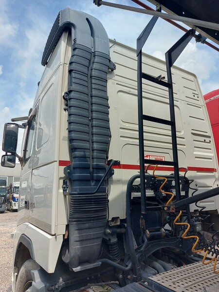 99#8091 Trattore stradale Volvo FH42T in vendita - foto 9