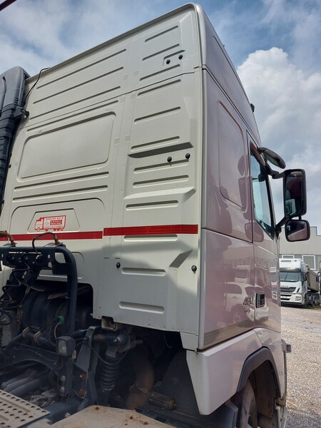 99#8091 Trattore stradale Volvo FH42T in vendita - foto 12