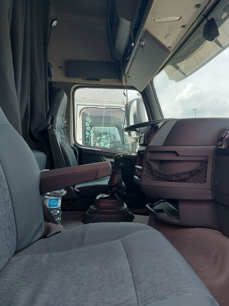 99#8091 Trattore stradale Volvo FH42T in vendita - foto 15