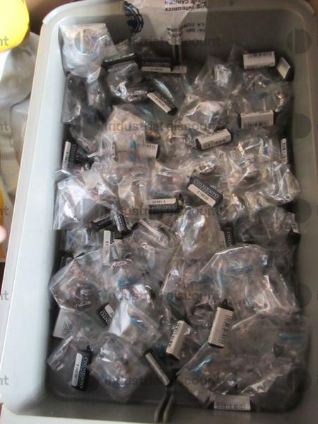 1#8093 Bracciali ed accessori in acciaio orologi ed accessori in pelle in vendita - foto 42