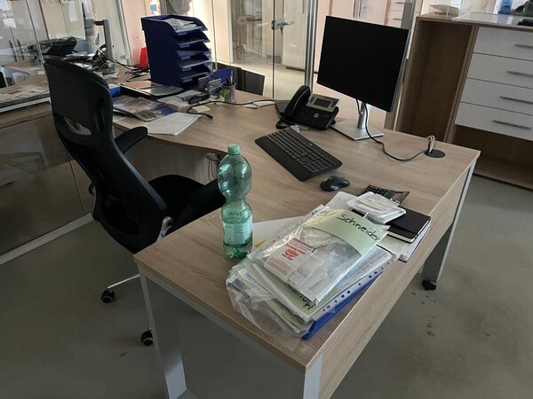 5#8098 Arredi da ufficio in vendita - foto 9